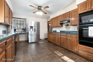 8711- 8713 Tieton Dr Property Photo 10