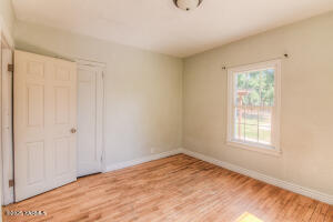 107 34th St Property Photo 9