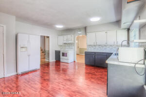 107 34th St Property Photo 13