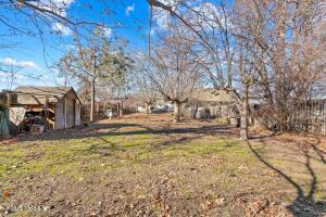 910 11th St Property Photo 10