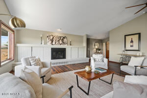 40 Brown Ln Property Photo