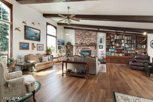 13907 Wide Hollow Rd Property Photo 14