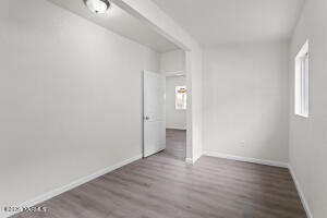 614 3rd St Property Photo 14