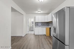 614 3rd St Property Photo 20