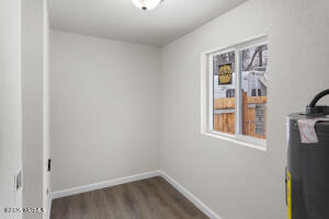 614 3rd St Property Photo 25