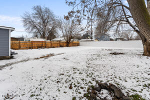 614 3rd St Property Photo 27
