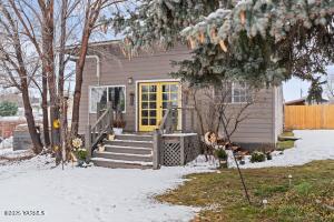 2720 Wenas Rd Property Photo