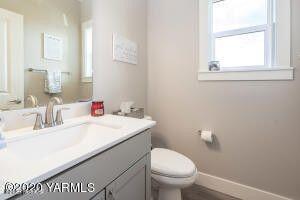 2600 Racquet Ln Property Photo 8