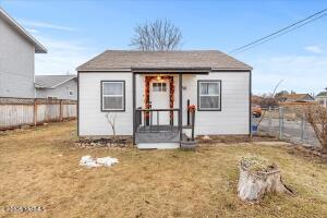 1716 7th Ave Property Photo