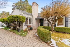 2705 Walnut St Property Photo