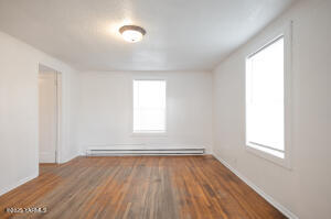 1012 8th Ave Property Photo 7