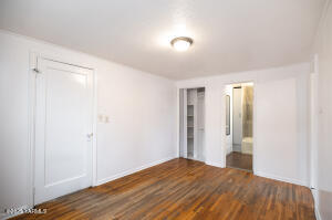 1012 8th Ave Property Photo 9