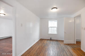 1012 8th Ave Property Photo 12