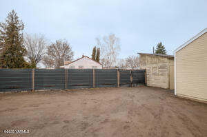 1012 8th Ave Property Photo 19