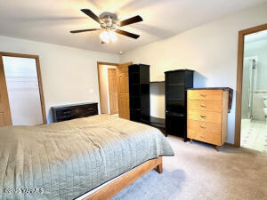 719 73rd Ave Property Photo 10