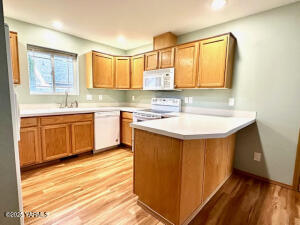 719 73rd Ave Property Photo 13