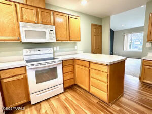 719 73rd Ave Property Photo 14