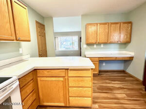 719 73rd Ave Property Photo 15