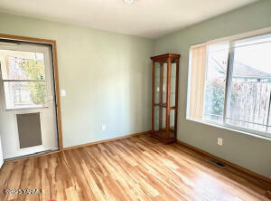 719 73rd Ave Property Photo 17