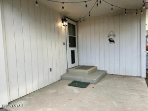 719 73rd Ave Property Photo 20