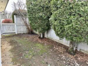 719 73rd Ave Property Photo 23
