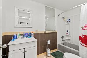 309 2nd Ave Property Photo 8