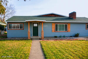 1015 Cherry Ln Property Photo