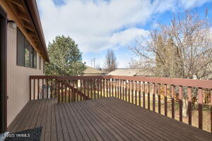 4703 Cowden Pl Property Photo 4