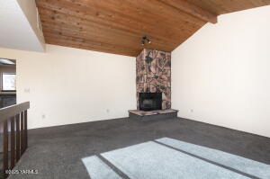 4703 Cowden Pl Property Photo 6