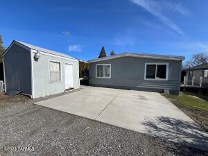 714 Third St Property Photo 1