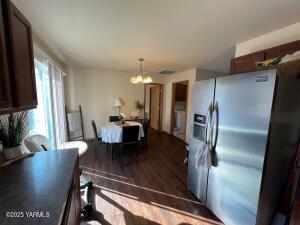 1215 Vineyard Dr Property Photo 7
