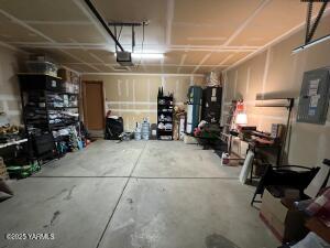 1215 Vineyard Dr Property Photo 19