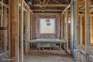 229 Bratton St Property Photo 13