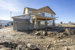 229 Bratton St Property Photo 16