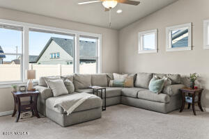 6109 Judd Ave Property Photo 7