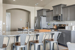 6109 Judd Ave Property Photo 11