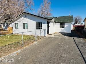 813 26th Ave Property Photo
