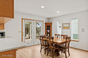 4931 Pear Tree Ct Property Photo 7