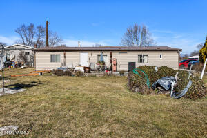 100 Gordon Ln Property Photo 23
