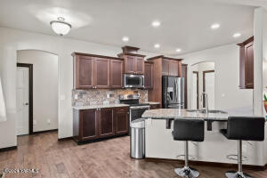 2109 Ruby Way Property Photo 8