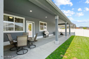 2109 Ruby Way Property Photo 20