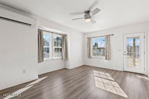 1805 Greenway Ave Property Photo 4