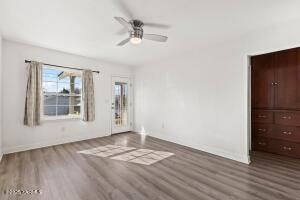 1805 Greenway Ave Property Photo 6