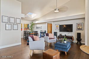 5404 Collins Rd Property Photo 24