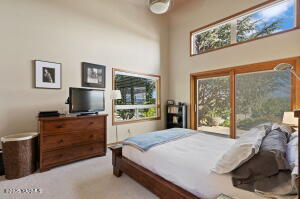 5404 Collins Rd Property Photo 30