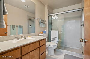 5404 Collins Rd Property Photo 32
