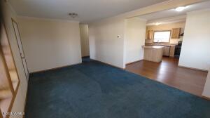 8812 Ahtanum Rd Property Photo 3