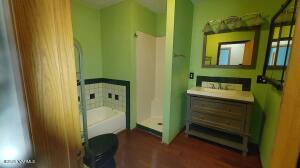 8812 Ahtanum Rd Property Photo 14