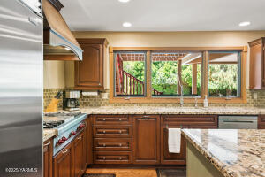6801 Scenic Dr Property Photo 15