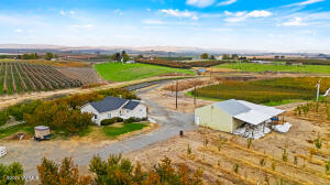 Nka Lucy Ln Property Photo 6
